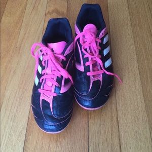 SOLD....Adidas Soccer Cleats.... SOLD